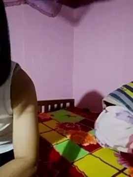 Cloud-wh online show from December 21, 2025, 2:46 pm