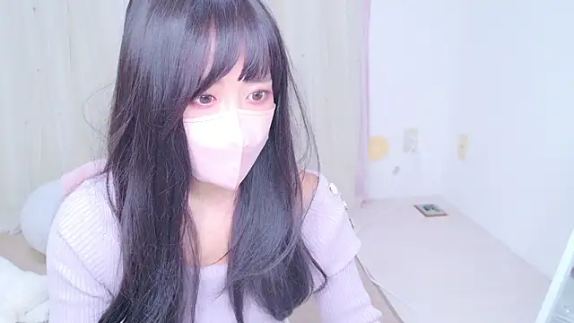 Snapshot of KAZUNAxo chatting on November 11, 2025, 2:11 am KAZUNAxo online show from November 11, 2025, 2:11 am