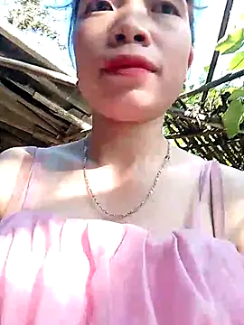 Snapshot of Nhi-2k chatting on November 29, 2025, 7:44 am Nhi-2k online show from November 29, 2025, 7:44 am