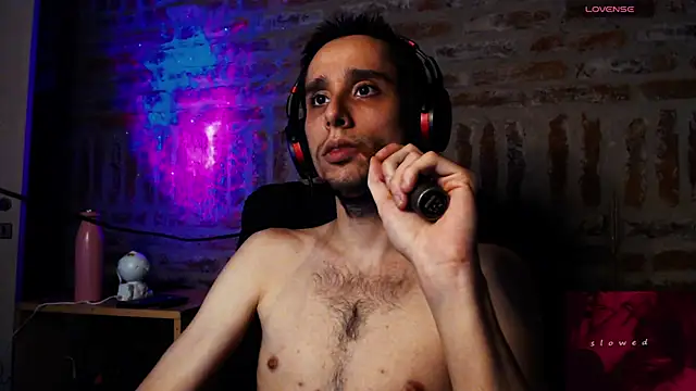 CaramelToy online show from March 4, 2026, 4:18 am