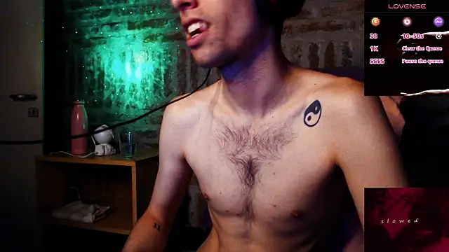 CaramelToy online show from March 8, 2026, 6:44 pm