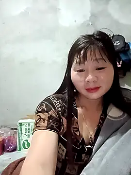 vangkt-cute online show from March 9, 2026, 8:24 pm