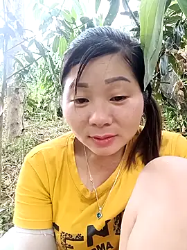 vangkt-cute online show from April 23, 2026, 4:46 am