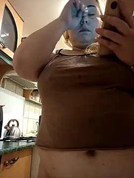 Moumy girl online show from November 14, 2025, 3:38 am