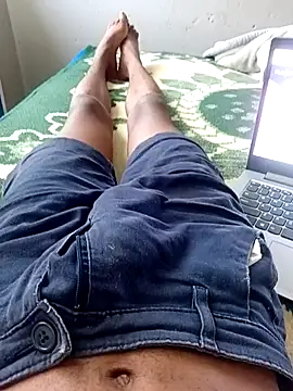 Snapshot of Ldik chatting on December 18, 2025, 5:57 am Ldik online show from December 18, 2025, 5:57 am