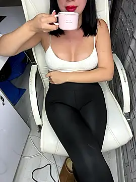 esmerbebek777 online show from January 12, 2026, 4:34 pm