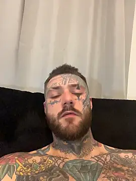 magicmichaell online show from March 15, 2026, 2:23 pm