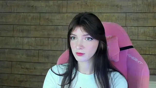 SophiaProve online show from April 27, 2026, 6:06 pm