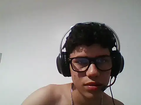 Snapshot of Kleyyysss chatting on July 22, 2026, 4:26 am Kleyyysss online show from July 22, 2026, 4:26 am