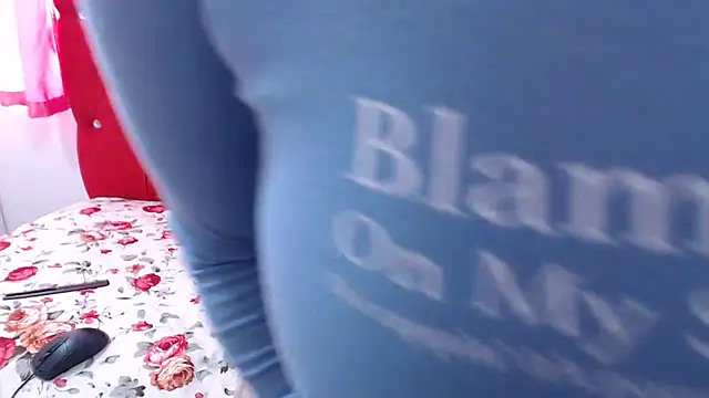 CurvyBabe36 online show from January 19, 2026, 10:52 am