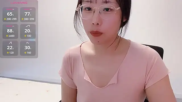 Snapshot of suisui322 chatting on November 28, 2025, 6:16 am suisui322 online show from November 28, 2025, 6:16 am