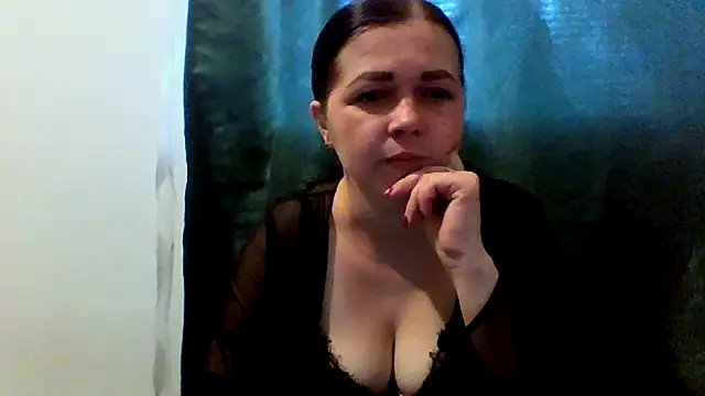 Vitalina282128 online show from June 25, 2026, 2:43 pm