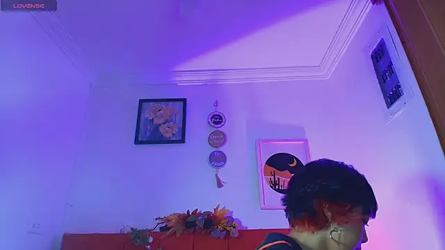 Jedah18 online show from December 19, 2025, 7:21 pm