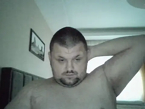 Snapshot of cyrex_monster chatting on May 4, 2026, 5:53 pm cyrex monster online show from May 4, 2026, 5:53 pm