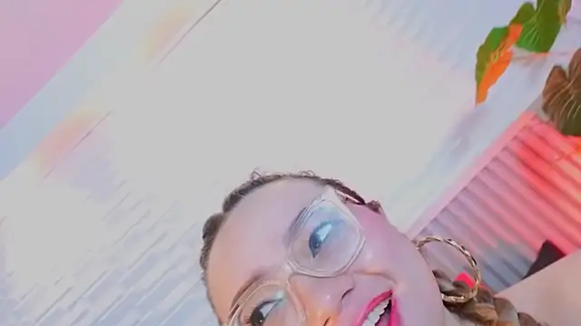 Amber bunnyx01 online show from February 20, 2026, 6:26 am