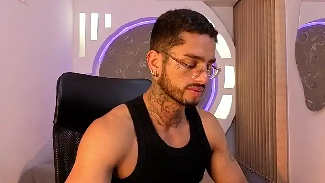 Snapshot of Alanrodgers chatting on May 15, 2026, 10:44 am Alanrodgers online show from May 15, 2026, 10:44 am