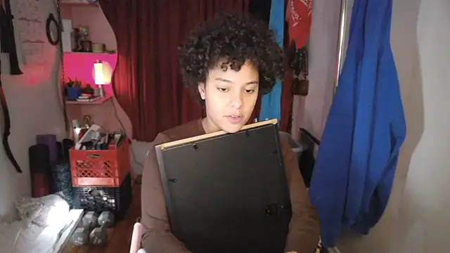 PrettyLittleProblem online show from November 29, 2025, 3:26 pm