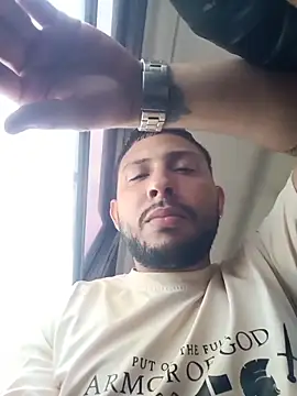 MAX Jhonnson online show from November 24, 2025, 9:14 pm