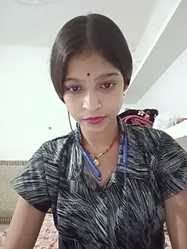 Mohnicute online show from May 12, 2026, 1:19 pm