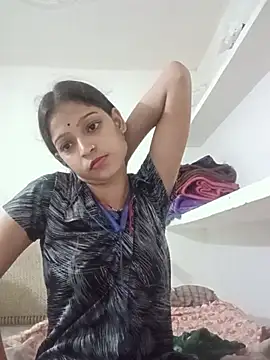 Mohnicute online show from June 11, 2026, 6:06 pm