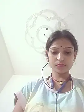 Mohnicute online show from June 16, 2026, 7:27 pm