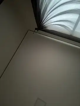 ysabellw online show from February 7, 2026, 9:40 pm