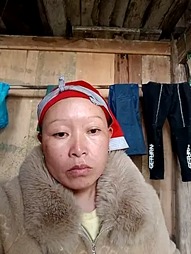 girl-hot2x online show from February 15, 2026, 6:43 am