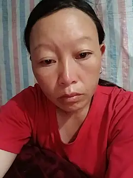 girl-hot2x online show from May 31, 2026, 6:42 pm