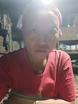 girl-hot2x online show from July 2, 2026, 10:16 pm
