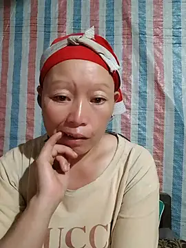 girl-hot2x online show from August 2, 2026, 12:58 pm