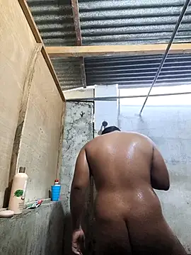 josecamsex27 online show from May 4, 2026, 12:12 pm