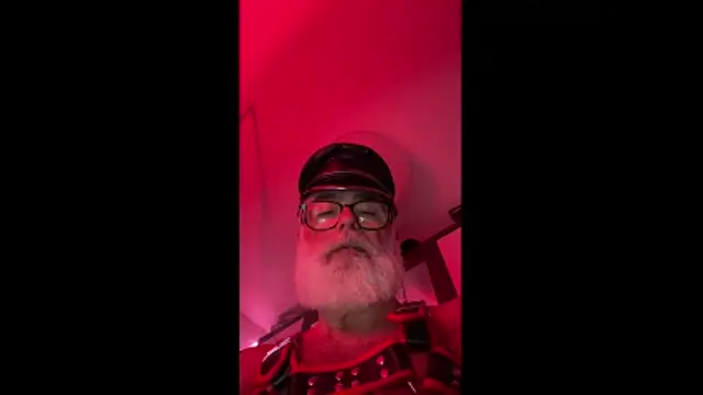 LeatherSdaddy online show from November 29, 2025, 10:13 pm