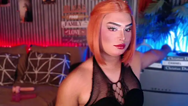 Snapshot of UrGoddess_Sofia chatting on April 10, 2026, 5:06 pm UrGoddess Sofia online show from April 10, 2026, 5:06 pm