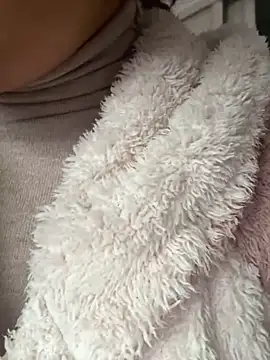 oo-shanshan online show from December 19, 2025, 11:56 pm