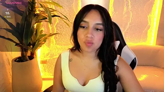 Juliana Tx online show from March 13, 2026, 3:13 am