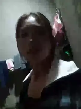 chim-yen online show from November 18, 2025, 12:42 pm