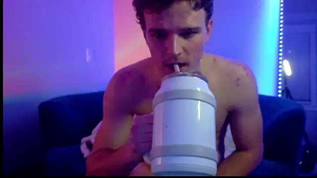 Snapshot of sculpteddesire chatting on December 5, 2025, 6:44 am sculpteddesire online show from December 5, 2025, 6:44 am