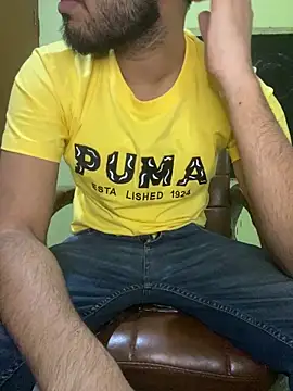 hotyyyyjonny online show from April 24, 2026, 2:25 am