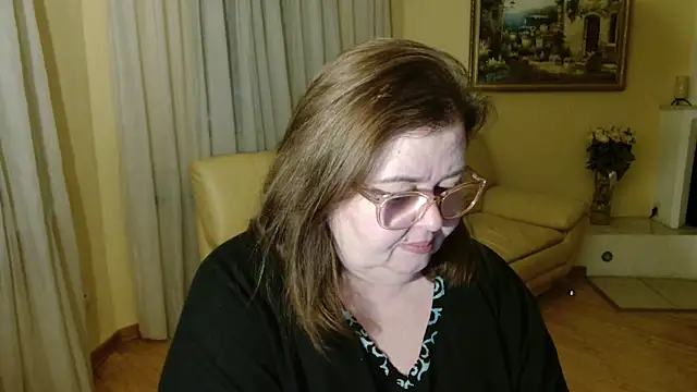 Natali-Gucci online show from December 13, 2025, 7:53 pm