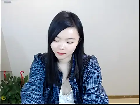 Snapshot of Shaurk chatting on February 3, 2026, 2:53 am Shaurk online show from February 3, 2026, 2:53 am