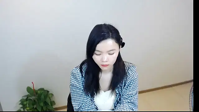 Snapshot of Shaurk chatting on February 10, 2026, 6:06 am Shaurk online show from February 10, 2026, 6:06 am