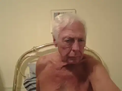 Snapshot of capttp chatting on October 6, 2025, 3:04 am capttp online show from October 6, 2025, 3:04 am