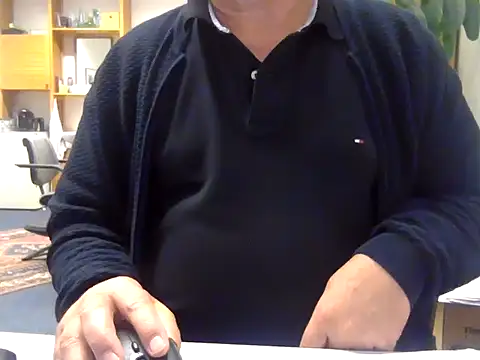 Snapshot of sssuka chatting on December 15, 2025, 4:22 pm sssuka online show from December 15, 2025, 4:22 pm