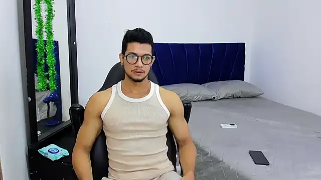 Snapshot of Nolan_joness chatting on November 21, 2025, 1:43 pm Nolan joness online show from November 21, 2025, 1:43 pm