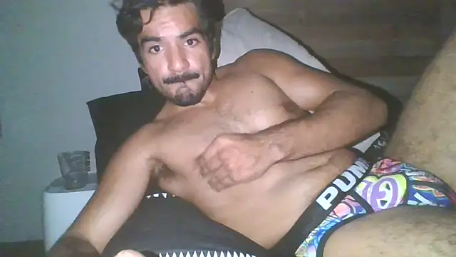 Snapshot of piggylatino chatting on November 20, 2025, 10:04 am piggylatino online show from November 20, 2025, 10:04 am