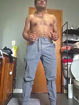 piggylatino online show from June 18, 2026, 10:47 pm
