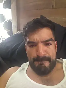 piggylatino online show from July 14, 2026, 2:05 am