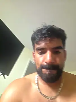 piggylatino online show from July 18, 2026, 3:05 pm