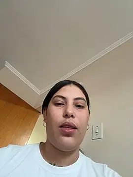 Anna Bitch Disgusting online show from March 22, 2026, 10:35 pm