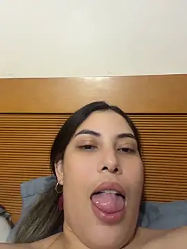 Anna Bitch Disgusting online show from May 1, 2026, 4:39 am